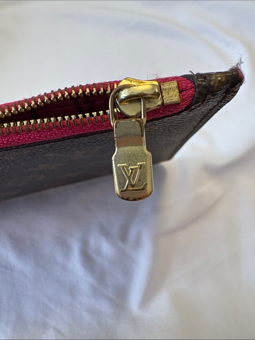 LV Neverfull Pochette Monogram w/ Pivoine Pink Interior Wristlet Clutch EUC - Picture 7 of 7